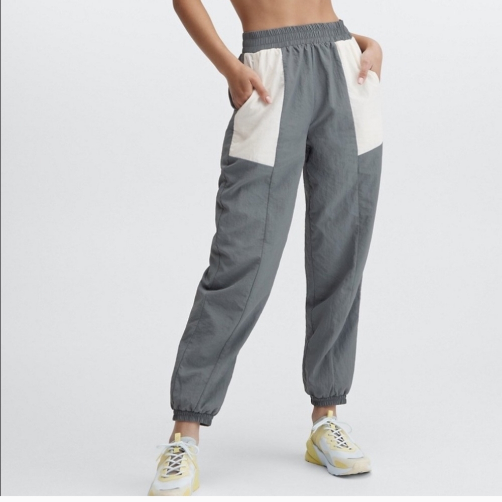FABLETICS TRACK PANT NWT